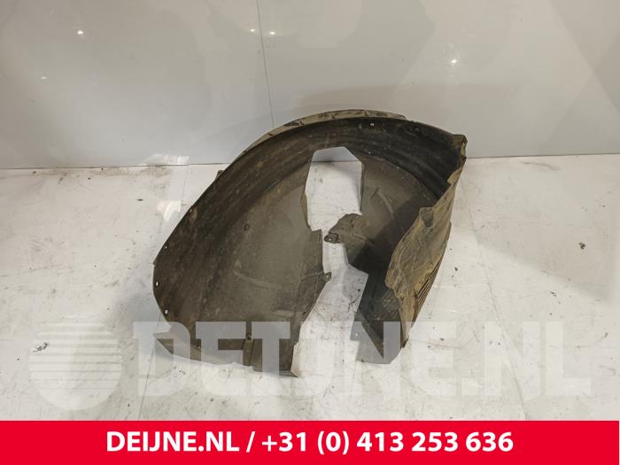 Używane Nadkole Volvo V90 II (PW) 2.0 D3 16V AWD Cena € 40,00 Procedura marży oferowane przez van Deijne Onderdelen Uden B.V.