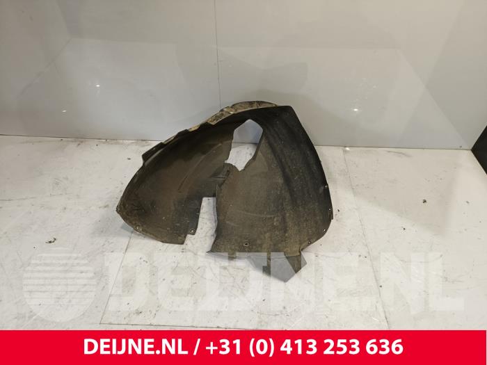 Używane Nadkole Volvo V90 II (PW) 2.0 D3 16V AWD Cena € 35,00 Procedura marży oferowane przez van Deijne Onderdelen Uden B.V.