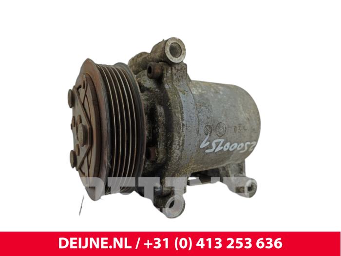 Usagé Pompe clim Peugeot Expert (V1/VA/VB/VE/VF/VT/VY) 2.0 Blue HDi 120 16V Prix € 42,35 Prix TTC proposé par van Deijne Onderdelen Uden B.V.