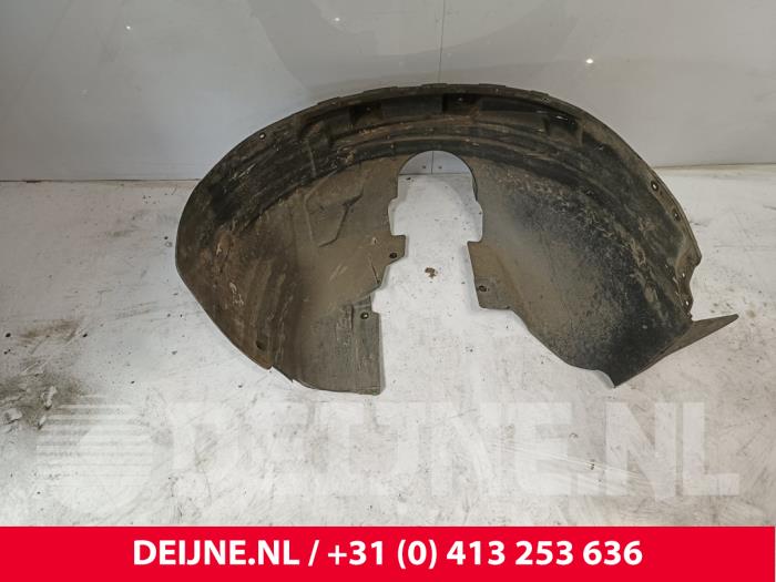 Wheel arch liner Volvo XC40 1.5 T4 Plug-in Hybrid 12V - 32241406