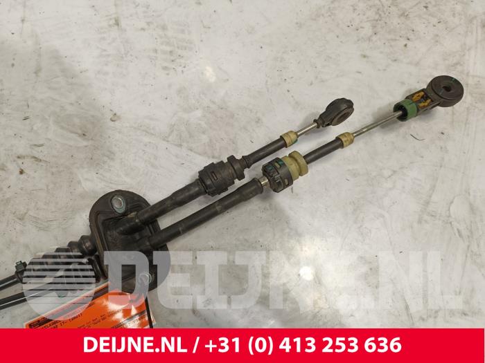 Gearbox shift cable Volvo XC40 1.5 T3 12V - 31492841 M76