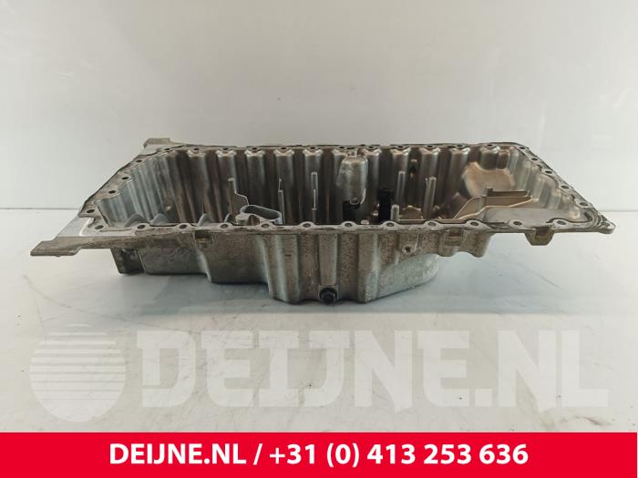 Gebrauchte Ölwanne Volvo XC60 I (DZ) 3.0 T6 24V AWD Preis € 250,00 Margenregelung angeboten von van Deijne Onderdelen Uden B.V.