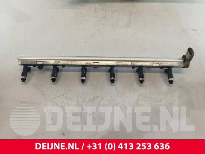 Usagé Système d'injection Volvo XC60 I (DZ) 3.0 T6 24V AWD Prix € 140,00 Règlement à la marge proposé par van Deijne Onderdelen Uden B.V.