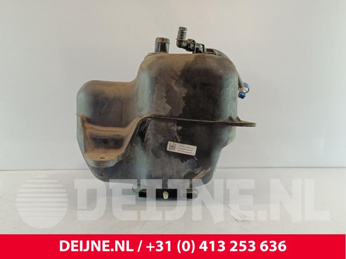 Gebrauchte Adblue Tank Volkswagen Crafter 2.0 TDI 16V Preis € 363,00 Mit Mehrwertsteuer angeboten von van Deijne Onderdelen Uden B.V.