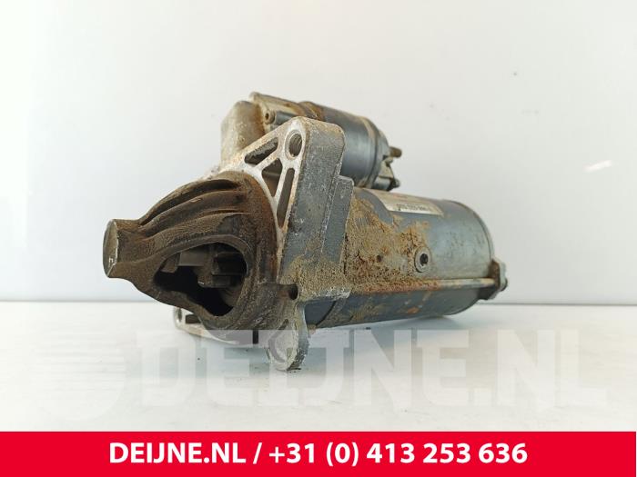 Used Starter Renault Master III (FV) 2.3 dCi 125 16V FWD Price € 48,40 Inclusive VAT offered by van Deijne Onderdelen Uden B.V.