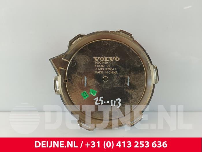 Używane Emblemat Volvo EX30 Single Motor Cena € 60,50 Z VAT oferowane przez van Deijne Onderdelen Uden B.V.