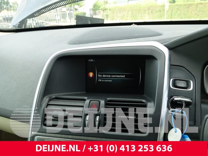 Usagé Affichage intérieur Volvo XC60 I (DZ) 2.4 D4 20V AWD Prix sur demande proposé par van Deijne Onderdelen Uden B.V.