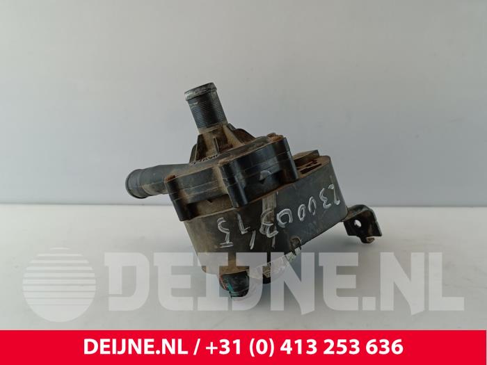 Begagnade Extra vattenpump Tesla Model S 85D Pris € 48,40 Inklusive moms erbjuds av van Deijne Onderdelen Uden B.V.