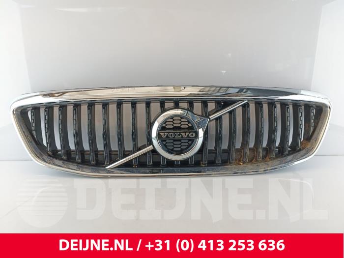 Używane Grill Volvo V40 Cross Country (MZ) 2.0 D2 16V Cena € 160,00 Procedura marży oferowane przez van Deijne Onderdelen Uden B.V.