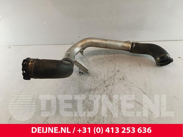 Gebrauchte Intercooler Rohr Volvo S90 II 2.0 D4 16V Preis € 50,00 Margenregelung angeboten von van Deijne Onderdelen Uden B.V.