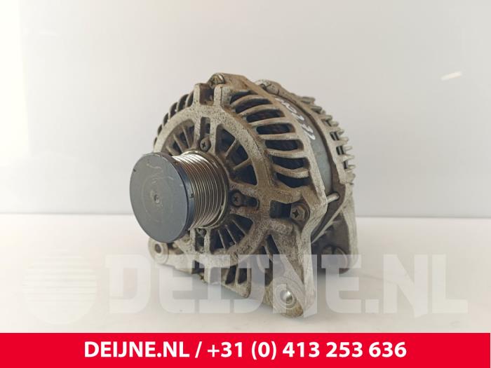 Usagé Dynamo Mercedes Vito (447.6) 1.6 111 CDI 16V Prix € 72,60 Prix TTC proposé par van Deijne Onderdelen Uden B.V.