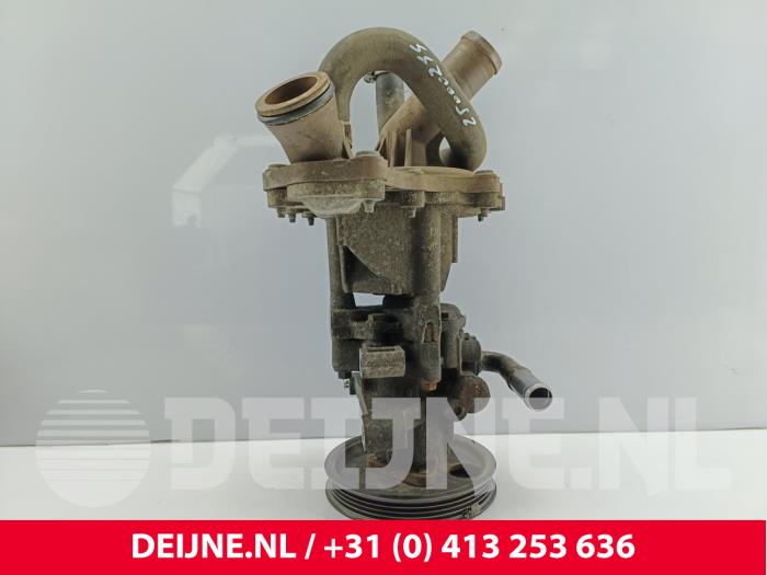 Usagé Pompe de direction Ford Transit 2.2 TDCi 16V Prix € 133,10 Prix TTC proposé par van Deijne Onderdelen Uden B.V.