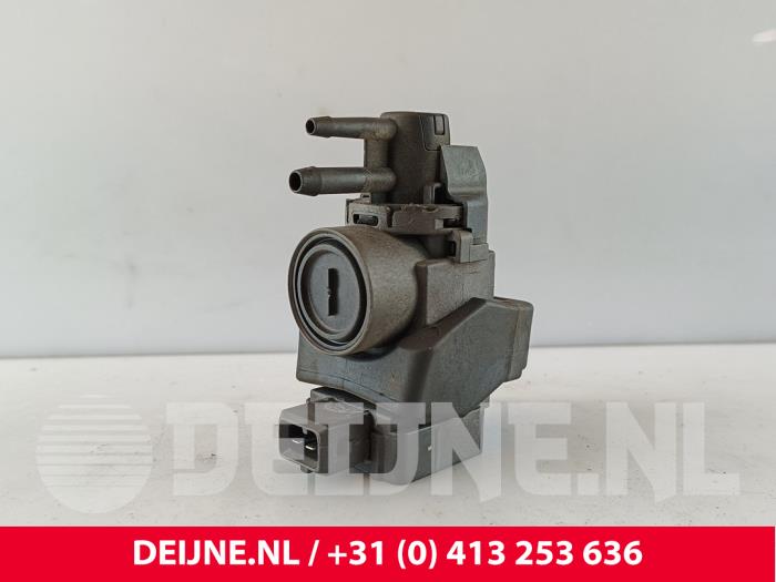 Usagé Régulateur pression turbo Opel Movano 2.3 CDTi 16V FWD Prix € 36,30 Prix TTC proposé par van Deijne Onderdelen Uden B.V.