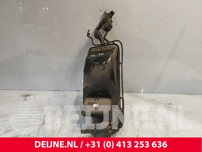 Gebrauchte Adblue Tank Volvo V90 II (PW) 2.0 D3 16V Preis € 190,00 Margenregelung angeboten von van Deijne Onderdelen Uden B.V.