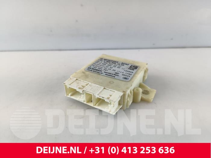 Begagnade PDC-modul Mercedes Sprinter 3t (906.61) 216 CDI 16V Pris € 84,70 Inklusive moms erbjuds av van Deijne Onderdelen Uden B.V.