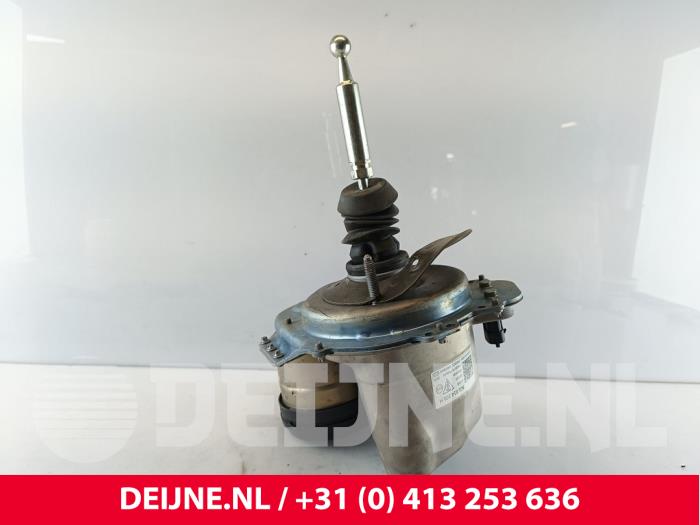 Begagnade Bromsservo Porsche Taycan (Y1A) 4S Pris € 592,90 Inklusive moms erbjuds av van Deijne Onderdelen Uden B.V.