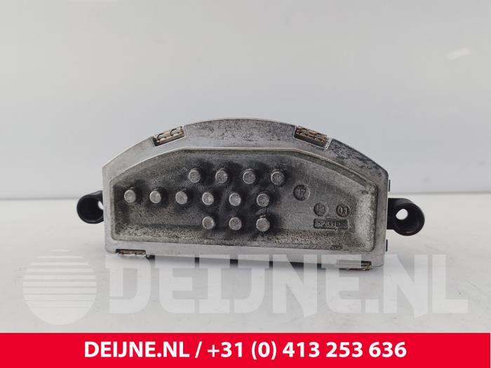Begagnade Värmeelement Mercedes V (447.8) 2.1 250 BlueTEC, 250 d 16V Pris € 30,25 Inklusive moms erbjuds av van Deijne Onderdelen Uden B.V.