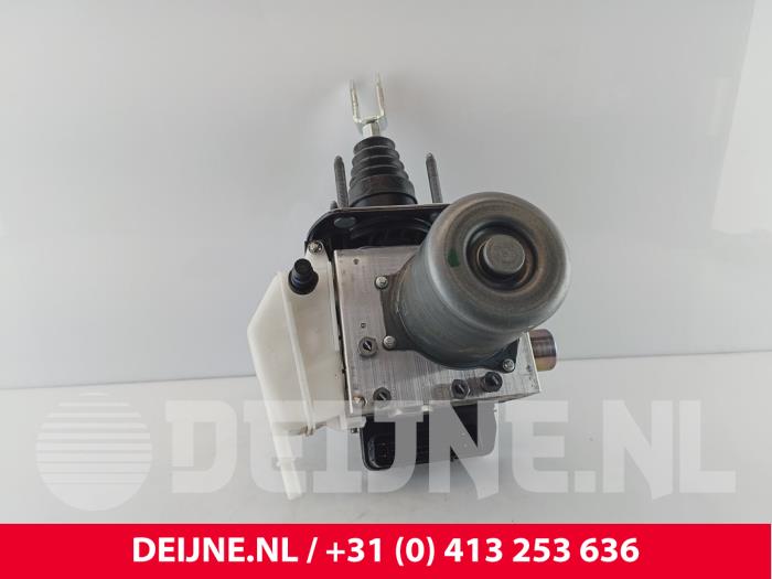 Begagnade ABS-pump Ford Transit Custom 2.0 EcoBlue 136 Pris € 320,65 Inklusive moms erbjuds av van Deijne Onderdelen Uden B.V.