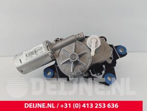Usados Motor de limpiaparabrisas detrás Volvo V60 II (ZW) 2.0 B4 16V Mild Hybrid Precio € 75,00 Norma de margen ofrecido por van Deijne Onderdelen Uden B.V.