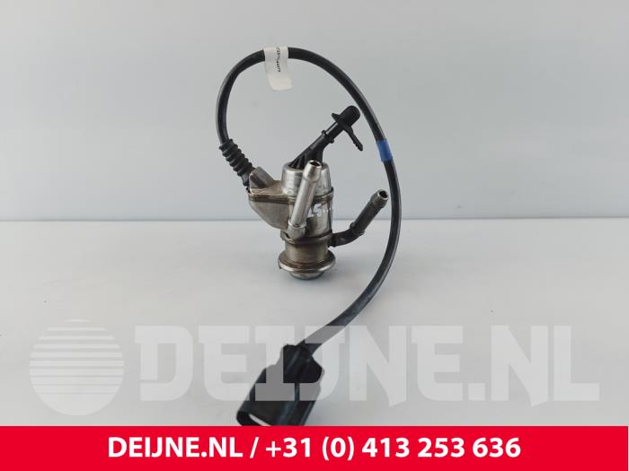 Usados Inyector Adblue Ford Transit Custom 2.0 EcoBlue 136 Precio € 102,85 IVA incluido ofrecido por van Deijne Onderdelen Uden B.V.