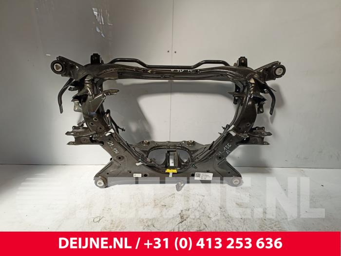 Usados Subchasis Tesla Model 3 Long Range AWD 75 kWh Precio € 453,75 IVA incluido ofrecido por van Deijne Onderdelen Uden B.V.