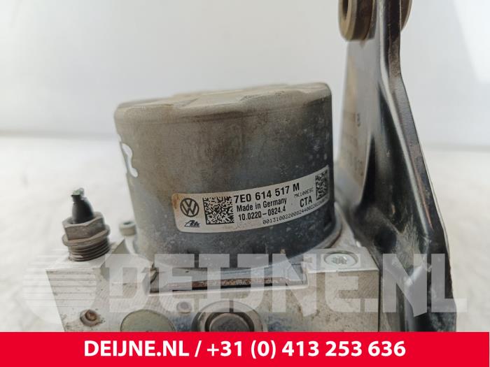 Bloc ABS d'un Volkswagen Caddy IV 2.0 TDI 75 2020
