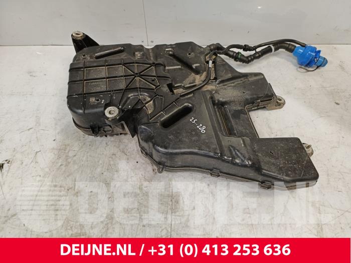 Gebrauchte Adblue Tank Ford Transit Custom 2.0 EcoBlue 136 Preis € 496,10 Mit Mehrwertsteuer angeboten von van Deijne Onderdelen Uden B.V.