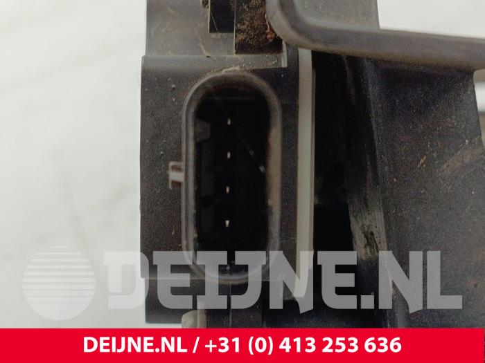 Air funnel Volvo XC60 II 2.0 B4 16V Mild Hybrid AWD - 31425366