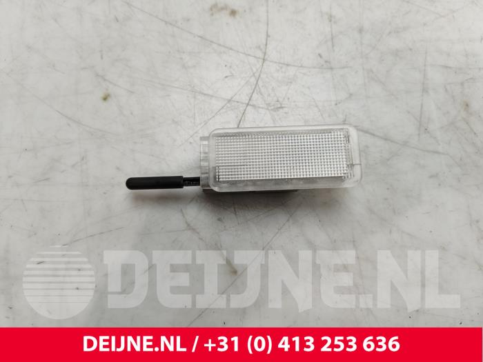Usagé Divers Citroen Jumpy 2.0 Blue HDI 120 Prix € 30,25 Prix TTC proposé par van Deijne Onderdelen Uden B.V.