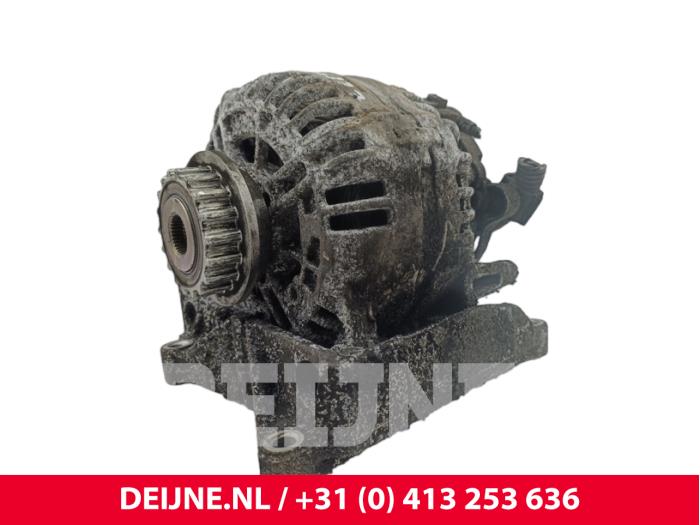 Gebrauchte Dynamo Volkswagen Transporter T5 2.5 TDi Preis € 84,70 Mit Mehrwertsteuer angeboten von van Deijne Onderdelen Uden B.V.
