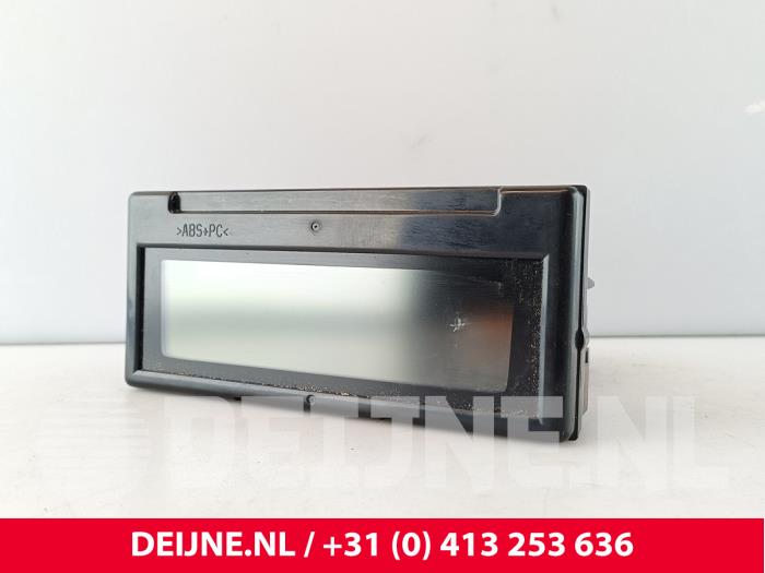 Begagnade Innerdisplay Volvo V50 (MW) 2.0 16V Pris € 25,00 Marginaltabell erbjuds av van Deijne Onderdelen Uden B.V.
