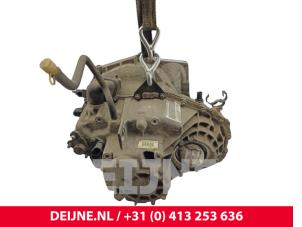 Getriebe van een Renault Master II (JD) 2.5 D 2000
