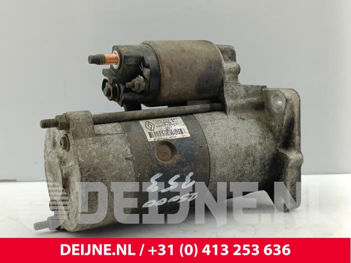 Used Starter Renault Master II (JD) 2.5 D Price € 84,70 Inclusive VAT offered by van Deijne Onderdelen Uden B.V.