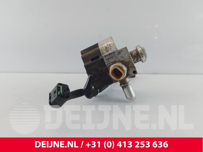 Gebrauchte AGR Ventil Volvo XC90 II 2.0 D5 16V AWD Preis € 110,00 Margenregelung angeboten von van Deijne Onderdelen Uden B.V.