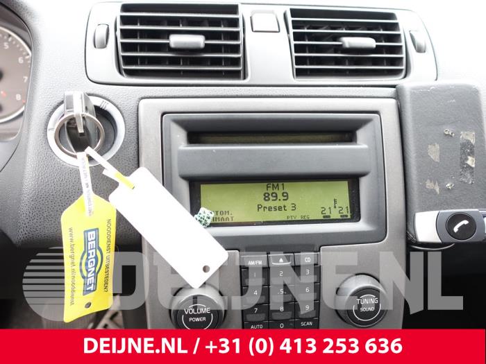 Begagnade Innerdisplay Volvo V50 (MW) 2.4 20V Pris på förfrågan erbjuds av van Deijne Onderdelen Uden B.V.