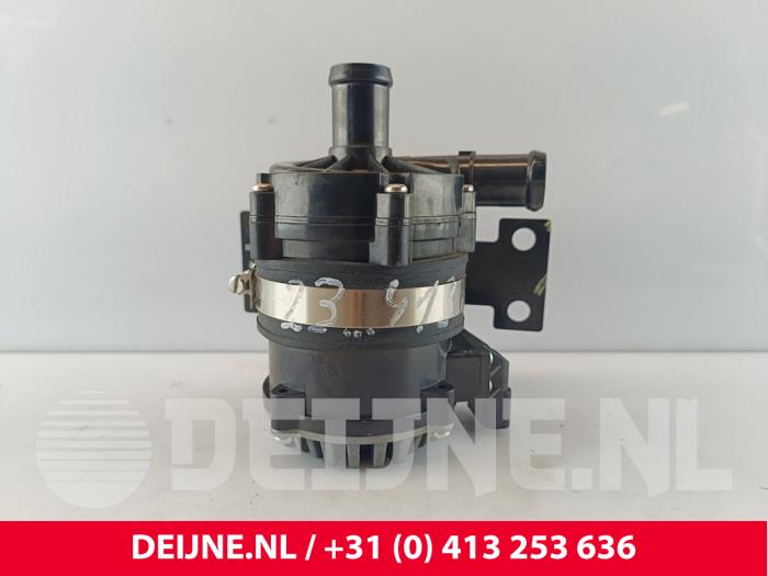 Begagnade Vattenpump Seres 3 52kWh Pris € 48,40 Inklusive moms erbjuds av van Deijne Onderdelen Uden B.V.
