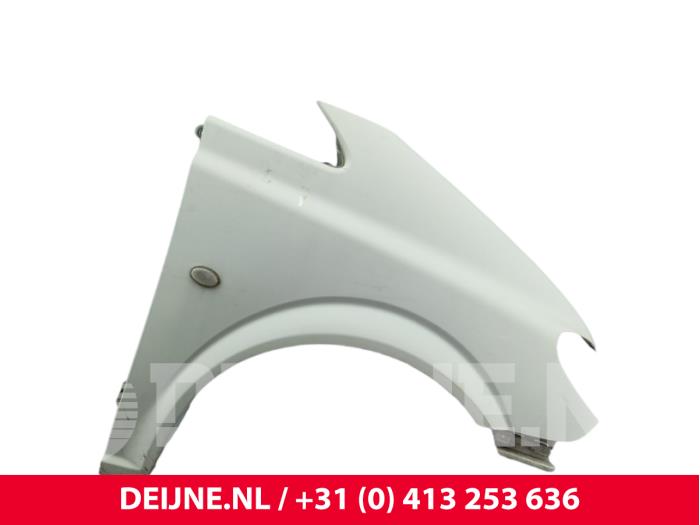 Używane Blotnik prawy przód Mercedes Vito (639.6) 2.2 109 CDI 16V Cena € 48,40 Z VAT oferowane przez van Deijne Onderdelen Uden B.V.