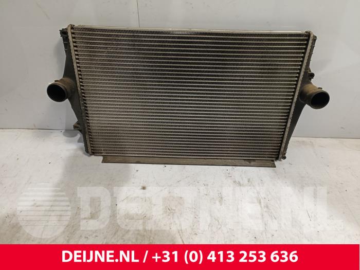 Usados Intercooler Volvo S60 I (RS/HV) 2.3 T5 20V Precio € 55,00 Norma de margen ofrecido por van Deijne Onderdelen Uden B.V.