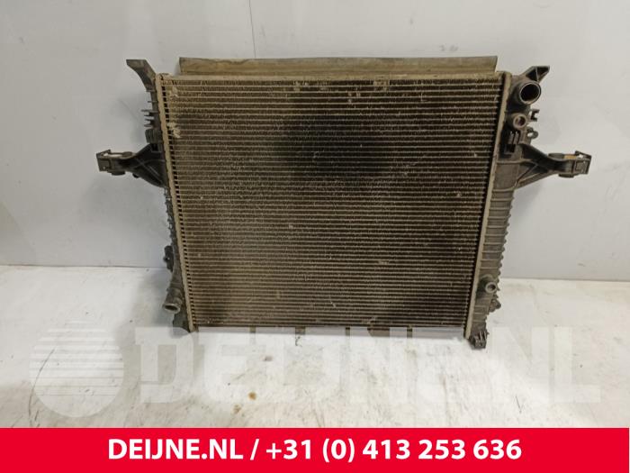 Used Radiator Volvo XC90 I 4.4 V8 32V Price € 60,00 Margin scheme offered by van Deijne Onderdelen Uden B.V.