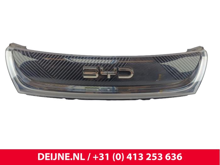 Używane Grill BYD Dolphin 60,4 kWh Cena € 332,75 Z VAT oferowane przez van Deijne Onderdelen Uden B.V.