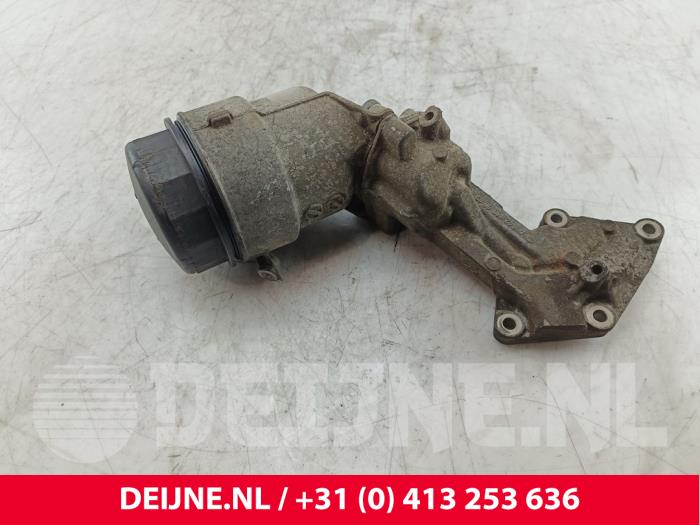Gebrauchte Ölfiltergehäuse Mercedes Sprinter 3,5t (906.63) 318 CDI 24V Preis € 24,20 Mit Mehrwertsteuer angeboten von van Deijne Onderdelen Uden B.V.