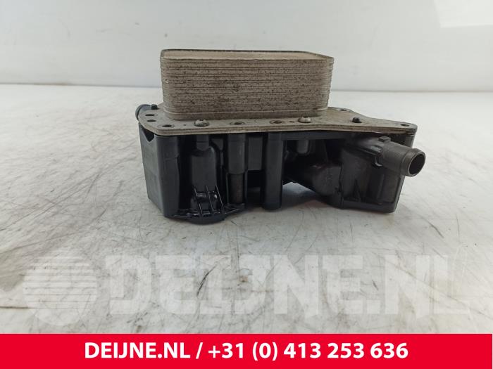 Gebrauchte Ölfiltergehäuse Renault Trafic (1FL/2FL/3FL/4FL) 1.6 dCi 120 Twin Turbo Preis € 66,55 Mit Mehrwertsteuer angeboten von van Deijne Onderdelen Uden B.V.
