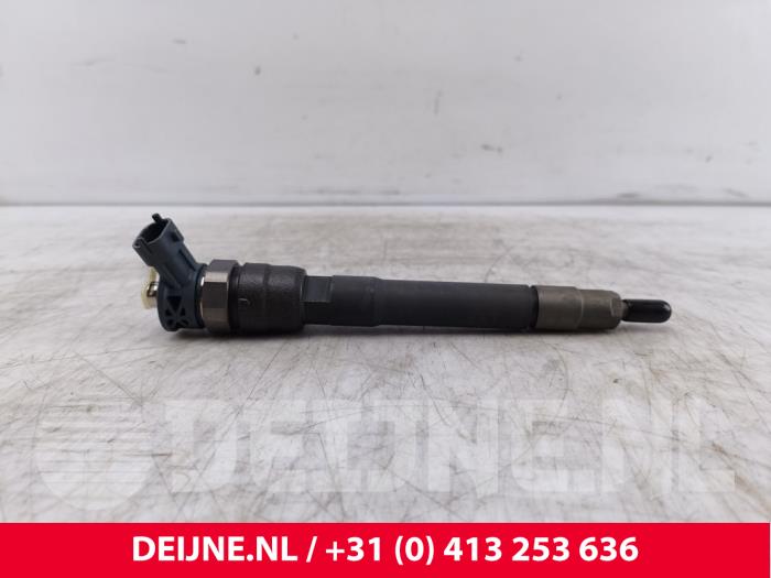 Usagé Injecteurs Renault Trafic (1FL/2FL/3FL/4FL) 1.6 dCi 120 Twin Turbo Prix € 127,05 Prix TTC proposé par van Deijne Onderdelen Uden B.V.