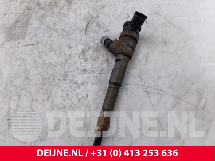 Usagé Injecteurs Renault Kangoo Express (FW) 1.5 dCi 90 FAP Prix € 60,50 Prix TTC proposé par van Deijne Onderdelen Uden B.V.