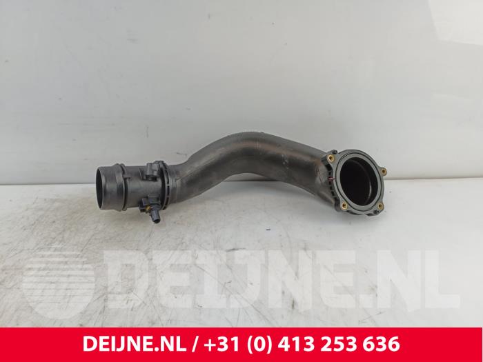Gebrauchte Intercooler Rohr Mercedes Sprinter 3,5t (906.63) 311 CDI 16V Preis € 24,20 Mit Mehrwertsteuer angeboten von van Deijne Onderdelen Uden B.V.