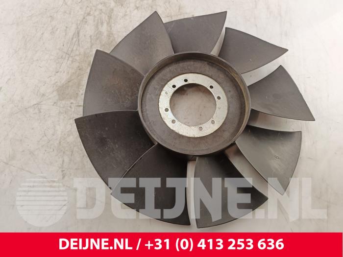 Gebrauchte RI Scheibe Intelligent Iveco New Daily VI 33S14, 35C14, 35S14 Preis € 30,25 Mit Mehrwertsteuer angeboten von van Deijne Onderdelen Uden B.V.
