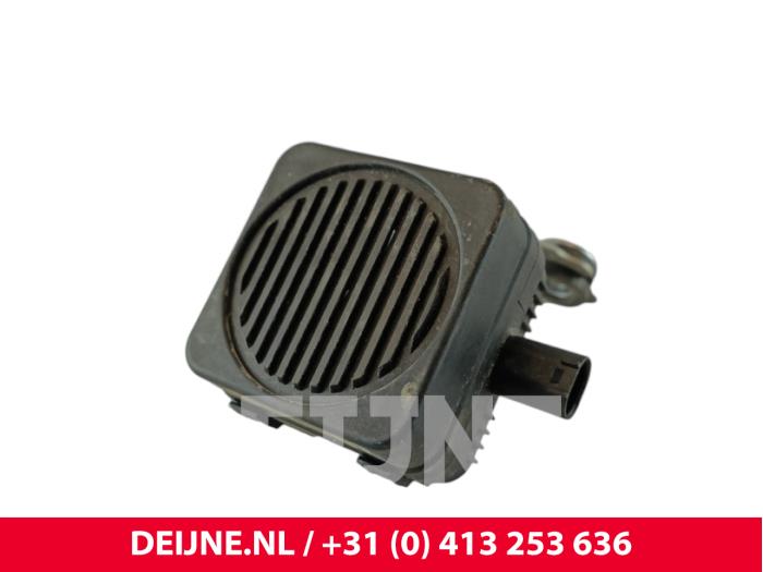 Używane Glosnik VESS BYD Dolphin 60,4 kWh Cena € 514,25 Z VAT oferowane przez van Deijne Onderdelen Uden B.V.