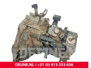 Getriebe van een Fiat Doblo Cargo (223) 1.6 16V 2005