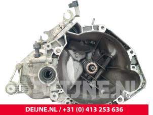 Getriebe van een Fiat Doblo Cargo (223) 1.6 16V 2005