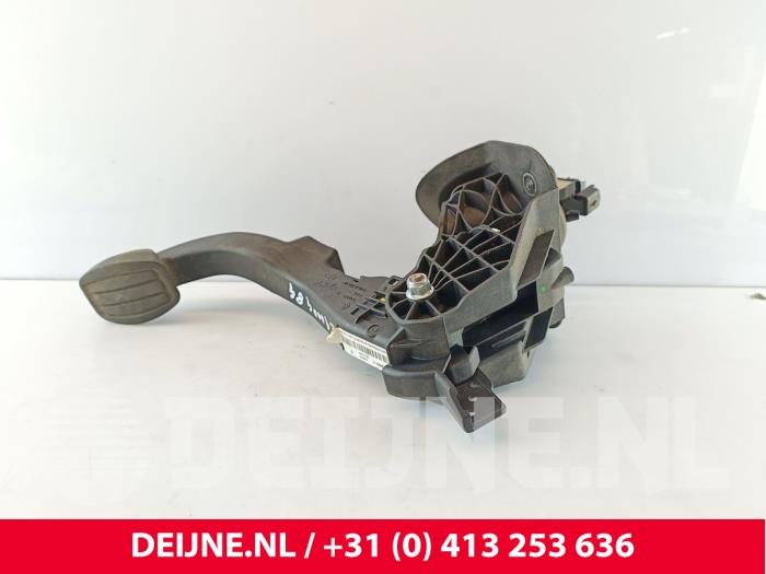 Używane Pedal sprzegla Toyota ProAce Verso 1.5 D-4D 120 Cena € 66,55 Z VAT oferowane przez van Deijne Onderdelen Uden B.V.